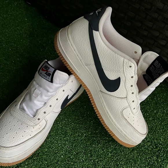 Nike Air Force Low Gum Bottom Youth Size Youth